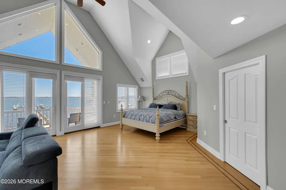553 Long Point Drive Toms River, NJ 08753