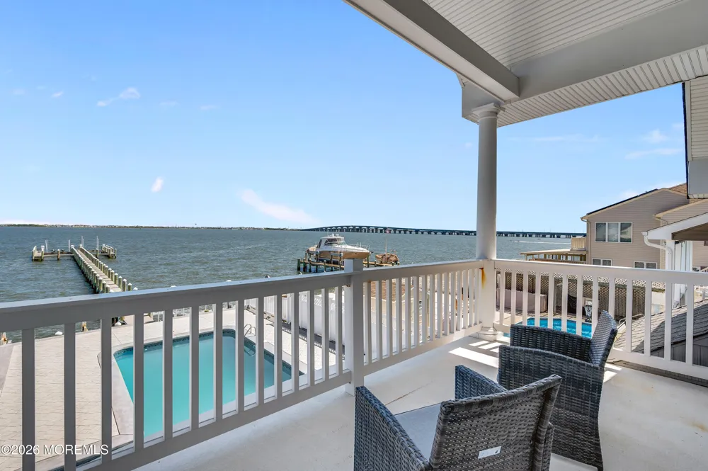 553 Long Point Drive Toms River, NJ 08753