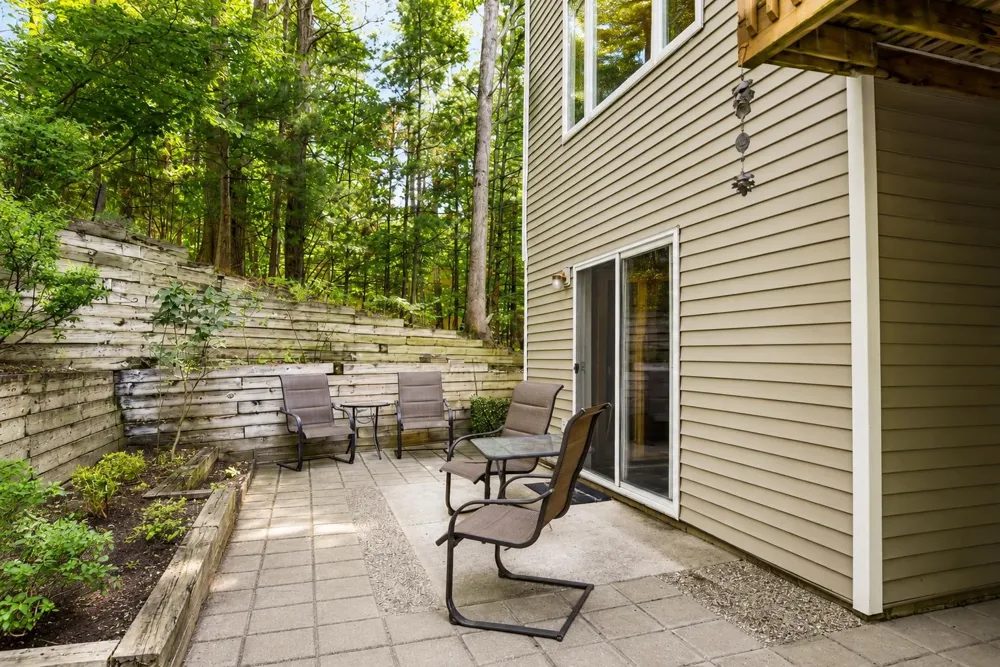 3942 Sherwood Forest Drive East Bay Township, MI 49686