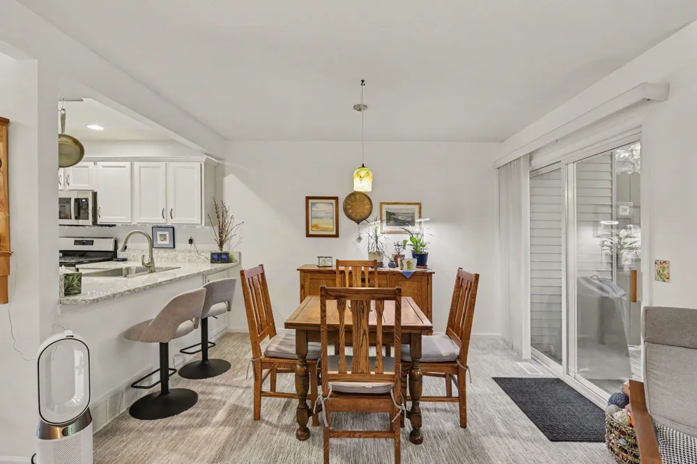 3942 Sherwood Forest Drive East Bay Township, MI 49686
