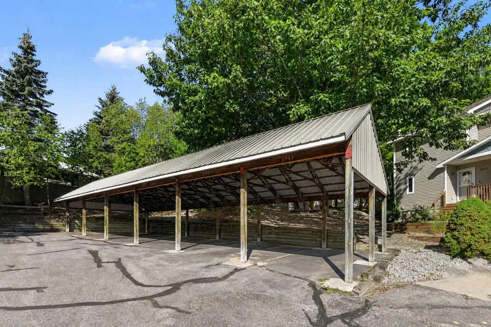 3942 Sherwood Forest Drive East Bay Township, MI 49686