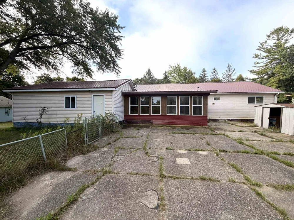 9526 W Monroe Seville Township, MI 48832