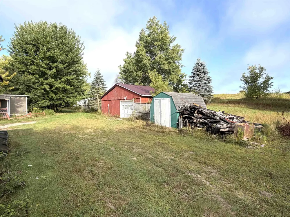 9526 W Monroe Seville Township, MI 48832