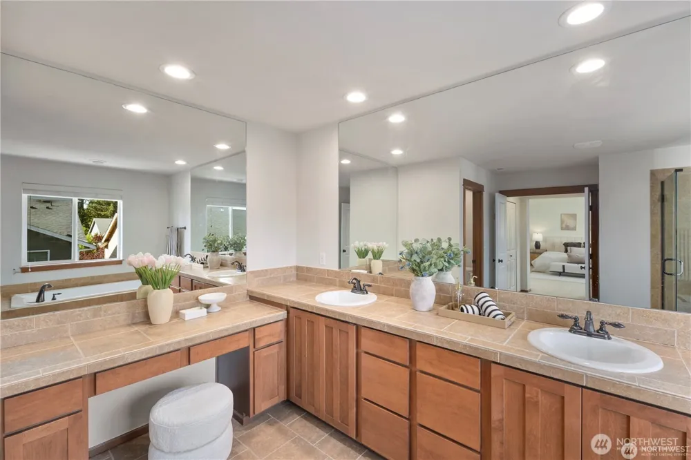 3130 171st Place SE Bothell, WA 98012