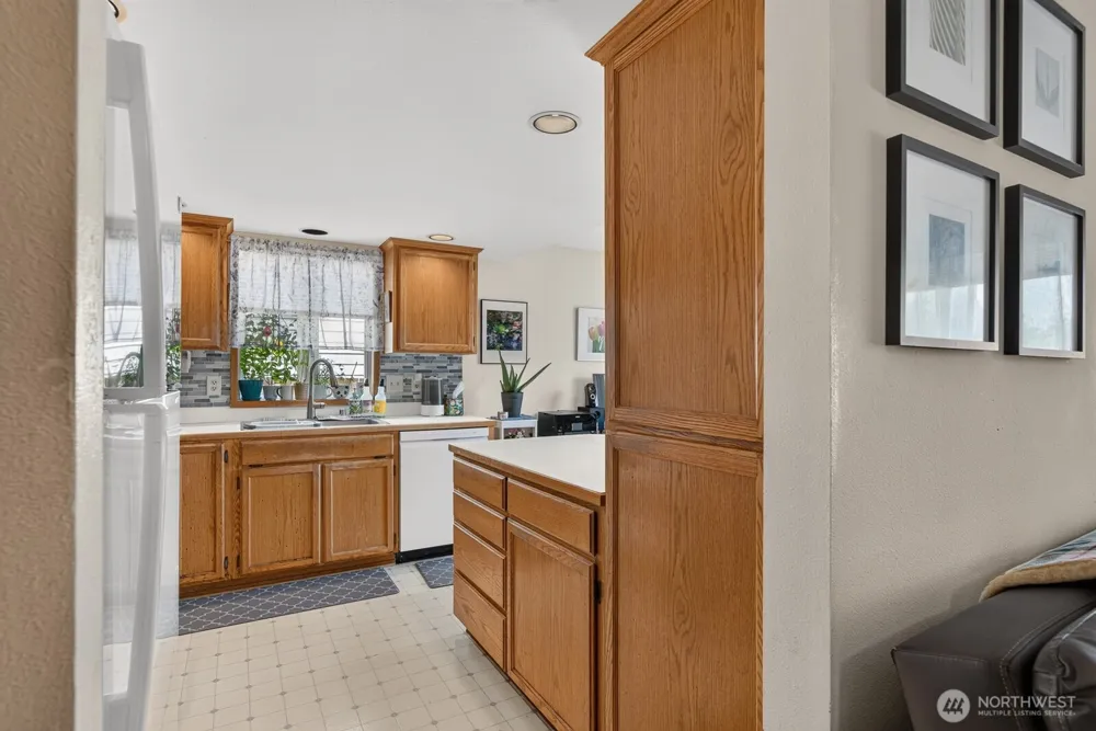 27215 Manor Place NW Stanwood, WA 98292
