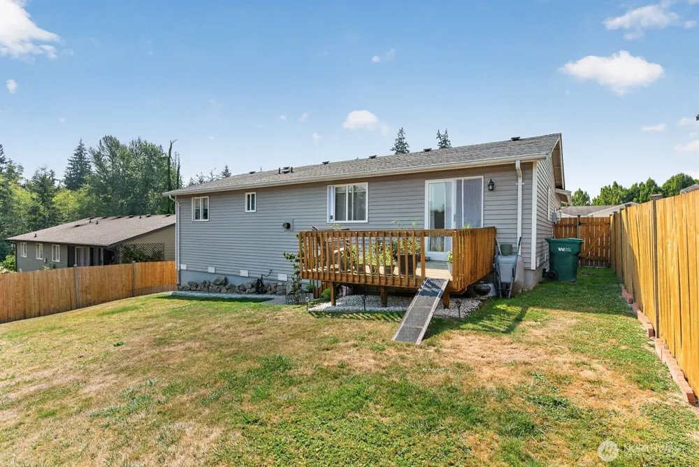 27215 Manor Place NW Stanwood, WA 98292
