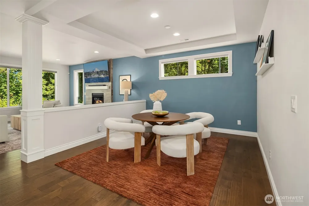 13874 LaVigne Court NE Bainbridge Island, WA 98110