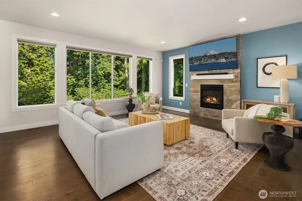 13874 LaVigne Court NE Bainbridge Island, WA 98110