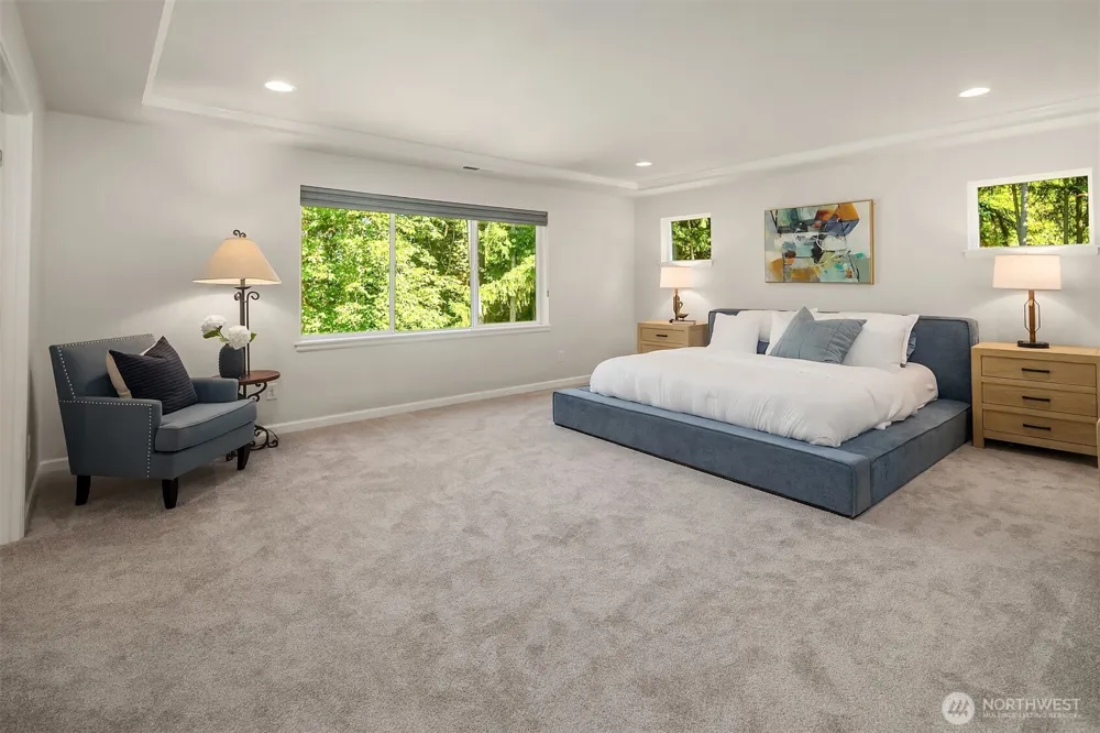 13874 LaVigne Court NE Bainbridge Island, WA 98110