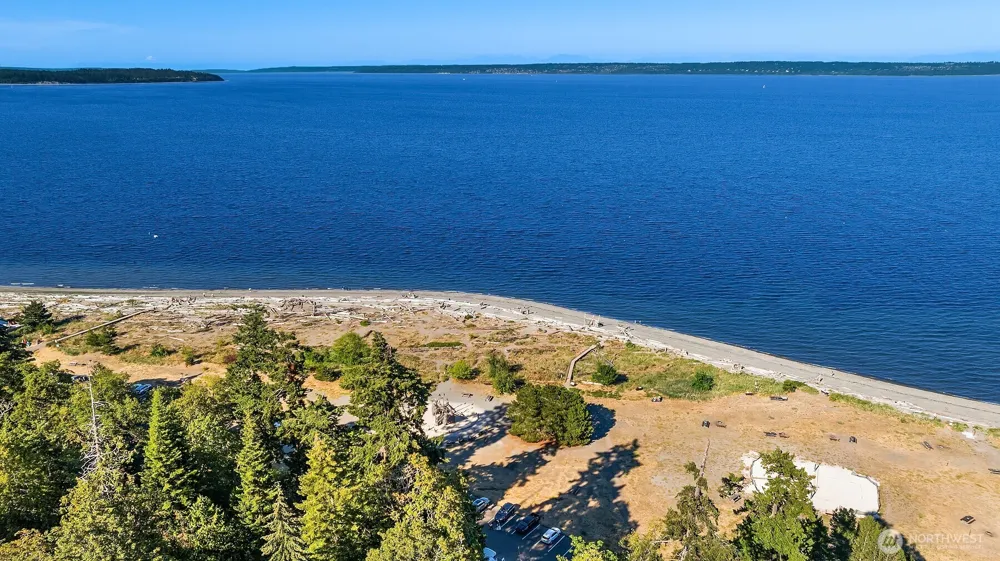 13874 LaVigne Court NE Bainbridge Island, WA 98110