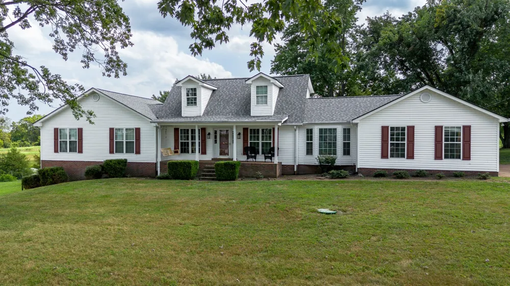 1539 Liberty Ln Gallatin, TN 37066