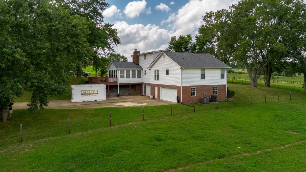 1539 Liberty Ln Gallatin, TN 37066