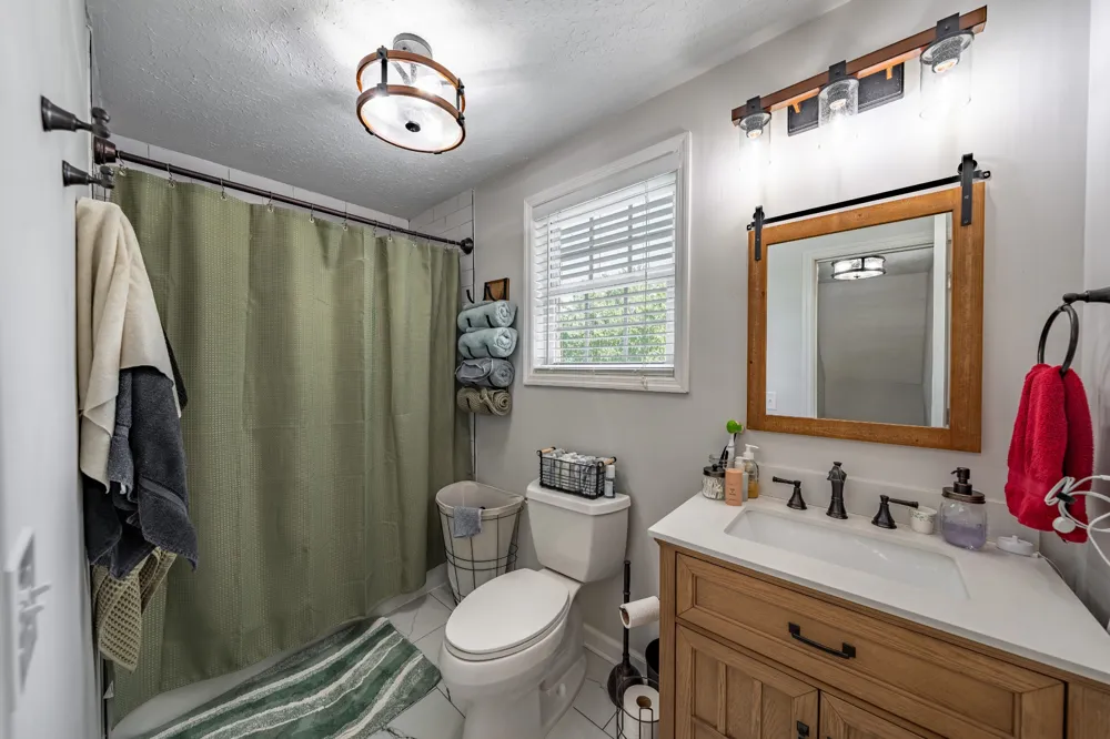 1539 Liberty Ln Gallatin, TN 37066