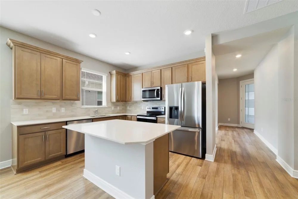 2735 SUMMER RETREAT LANE Kissimmee, FL 34744
