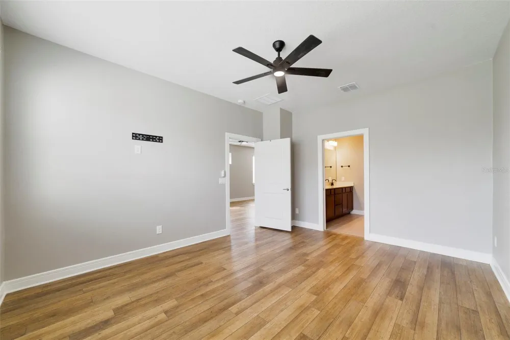 2735 SUMMER RETREAT LANE Kissimmee, FL 34744