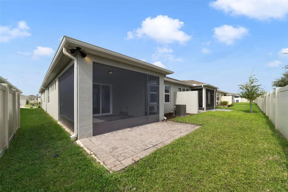 2735 SUMMER RETREAT LANE Kissimmee, FL 34744