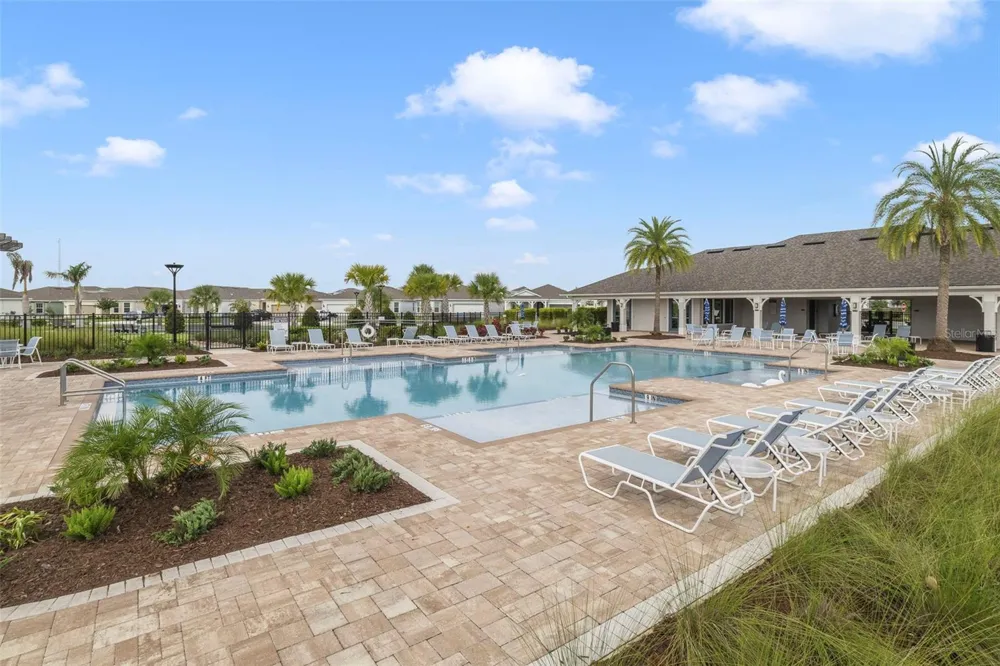 2735 SUMMER RETREAT LANE Kissimmee, FL 34744