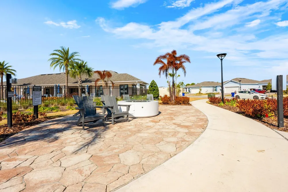 2735 SUMMER RETREAT LANE Kissimmee, FL 34744