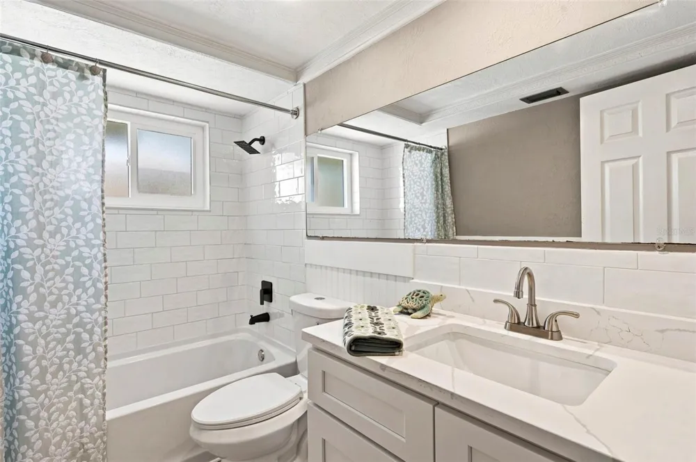 12302 QUAIL RUN ROW Hudson, FL 34667