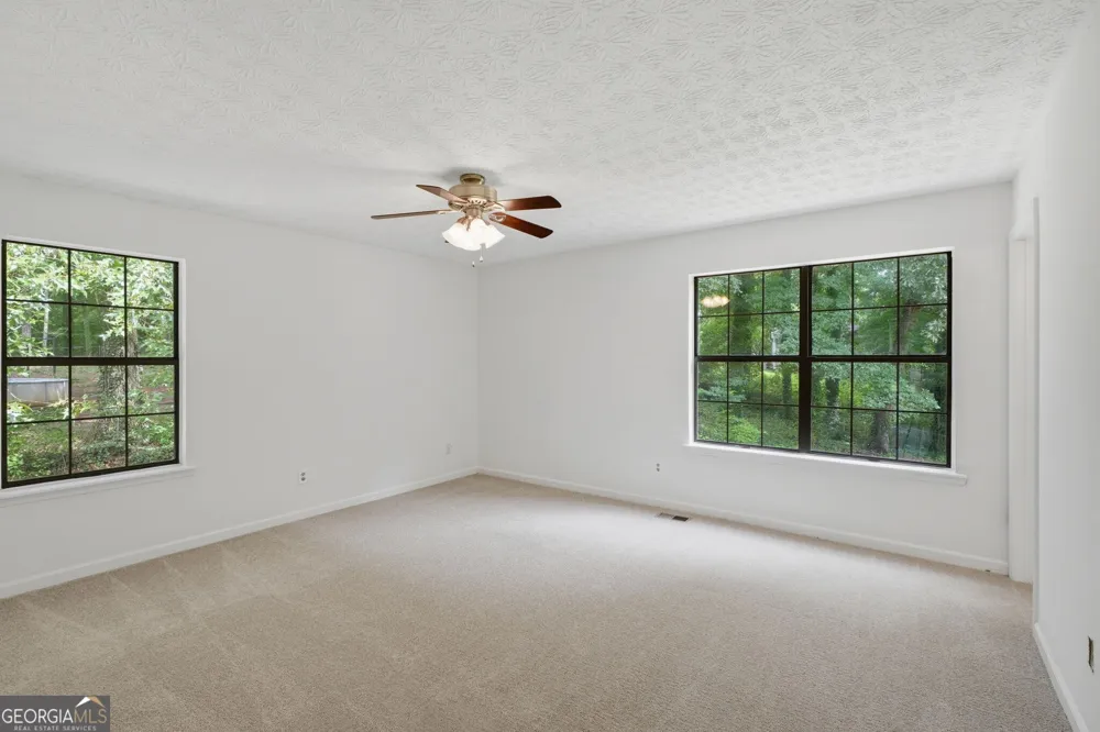 4050 Willow Ridge RD Douglasville, GA 30135