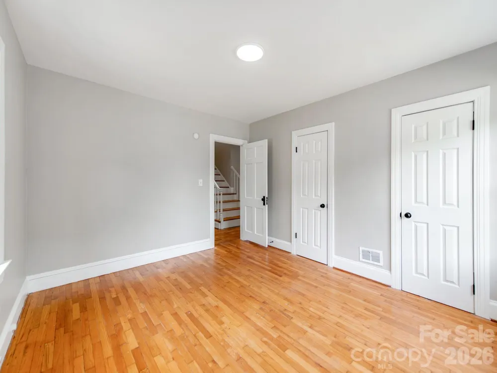 113 Falls Street Morganton, NC 28655