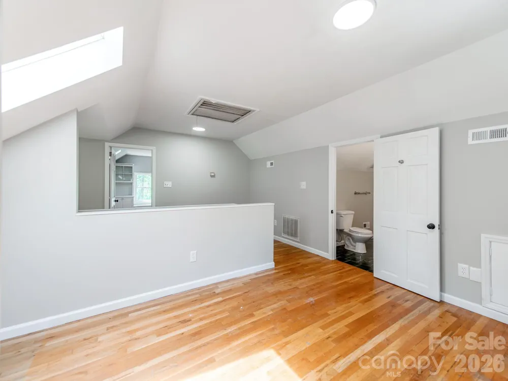 113 Falls Street Morganton, NC 28655