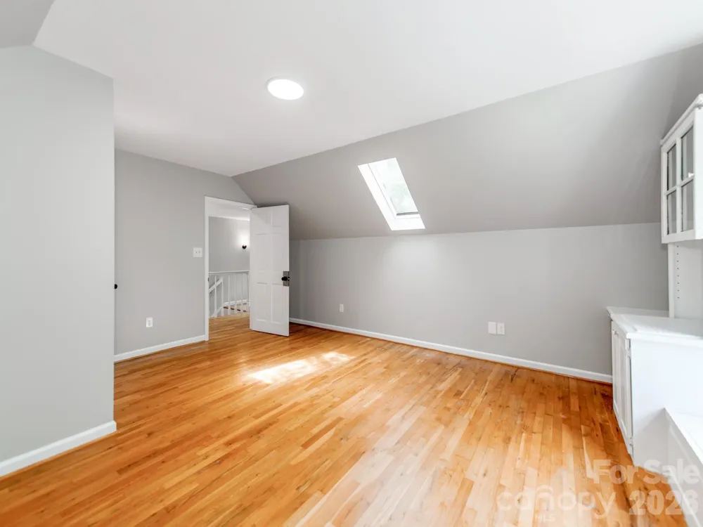 113 Falls Street Morganton, NC 28655