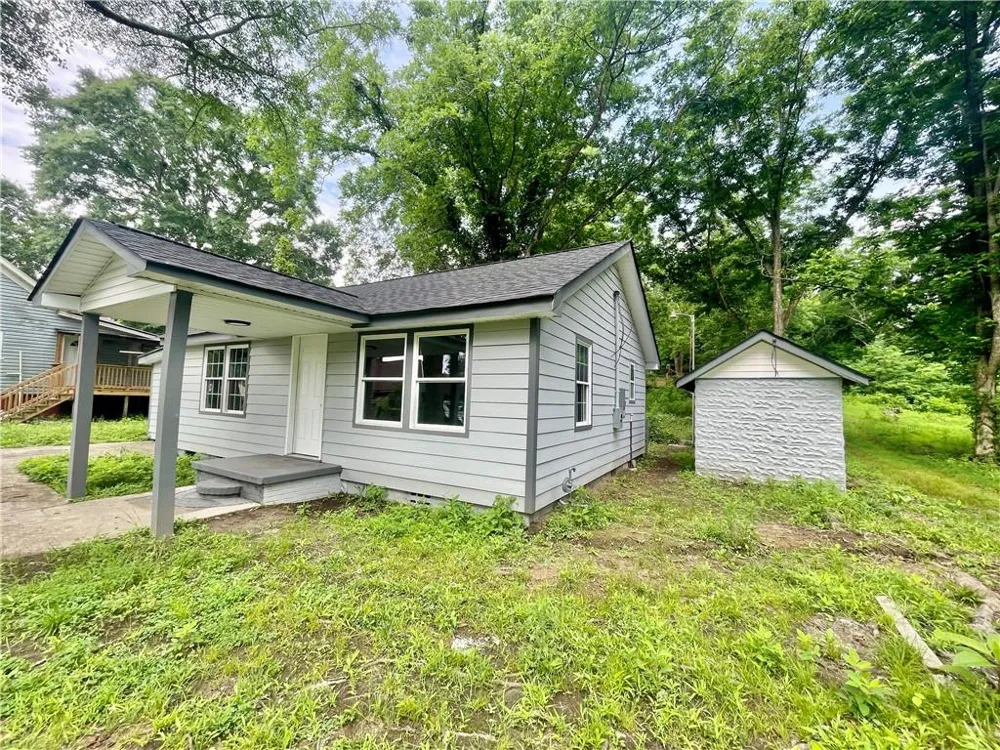 212 Franklin Street Manchester, GA 31816