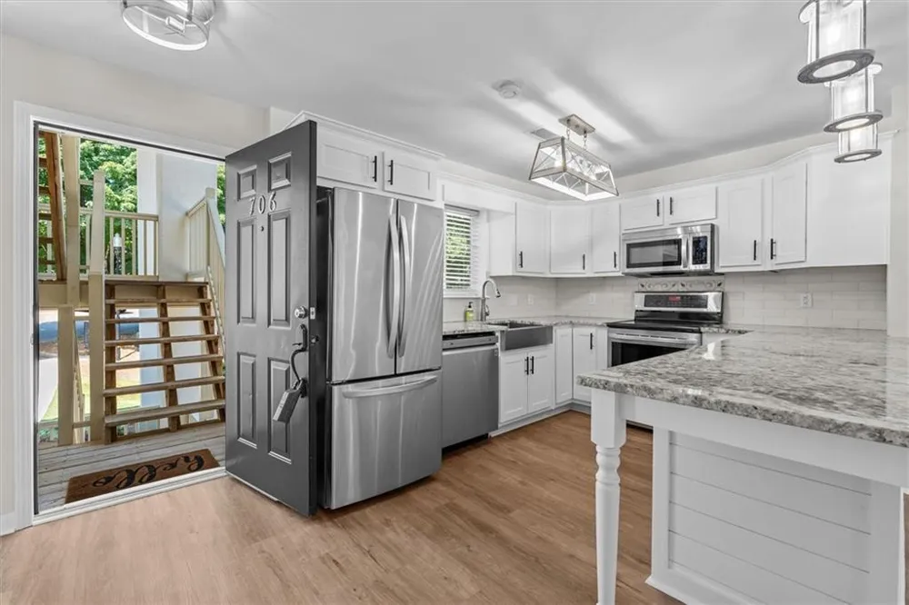706 Berry Court Villa Rica, GA 30180