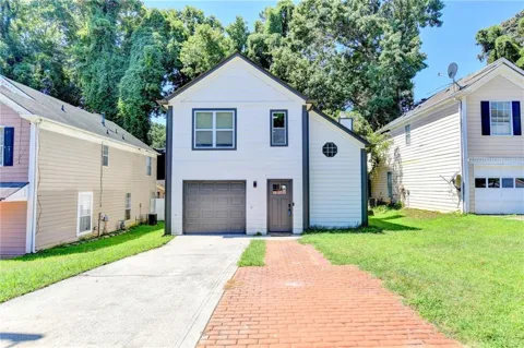940 Buckley Place
