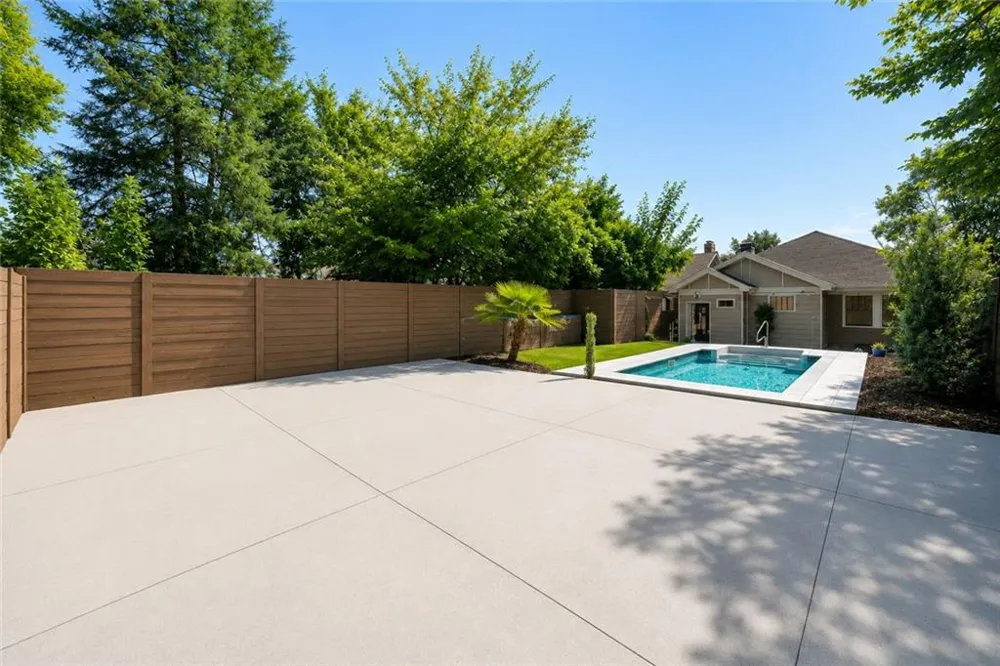 620 Kennesaw Avenue NE Atlanta, GA 30308