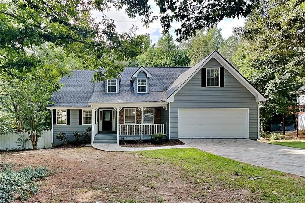 1075 Crystal Water Drive Lawrenceville, GA 30045