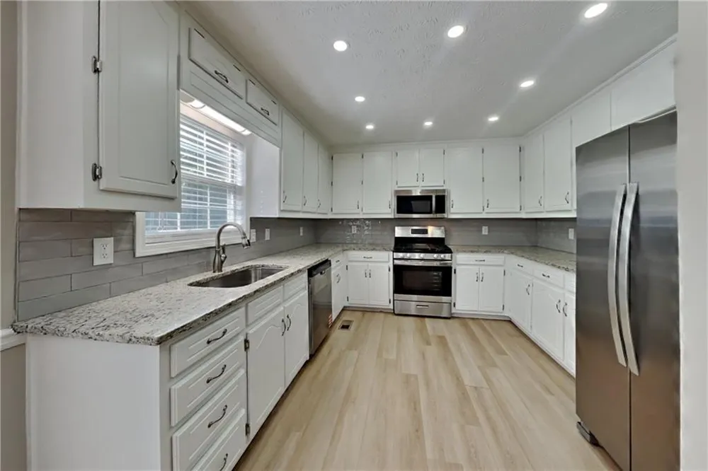 1075 Crystal Water Drive Lawrenceville, GA 30045