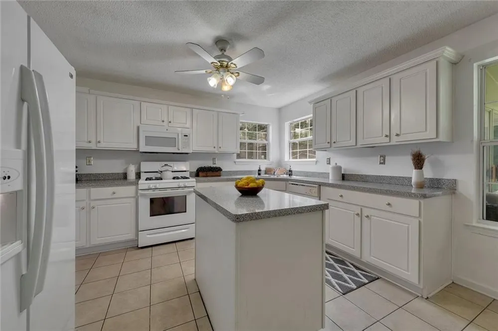 120 Silverleaf Lane Dallas, GA 30157