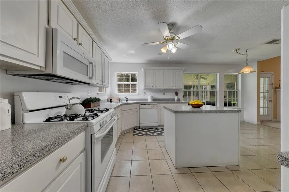120 Silverleaf Lane Dallas, GA 30157