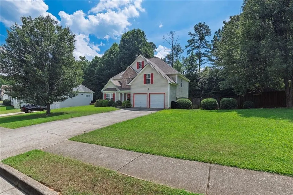 120 Silverleaf Lane Dallas, GA 30157