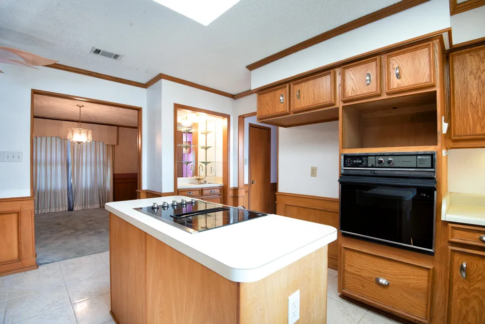 6883 County Road 4098 Kaufman, TX 75142