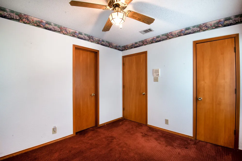 6883 County Road 4098 Kaufman, TX 75142