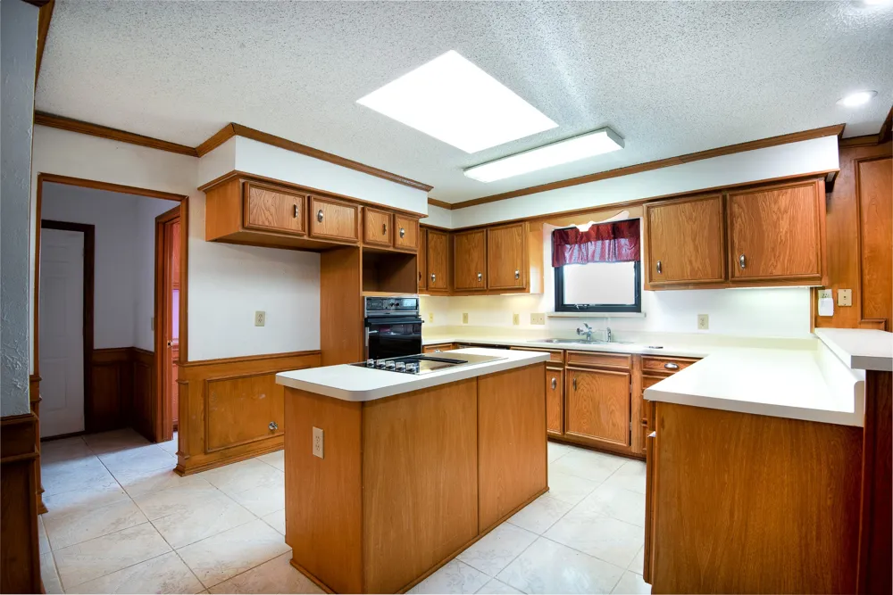 6883 County Road 4098 Kaufman, TX 75142
