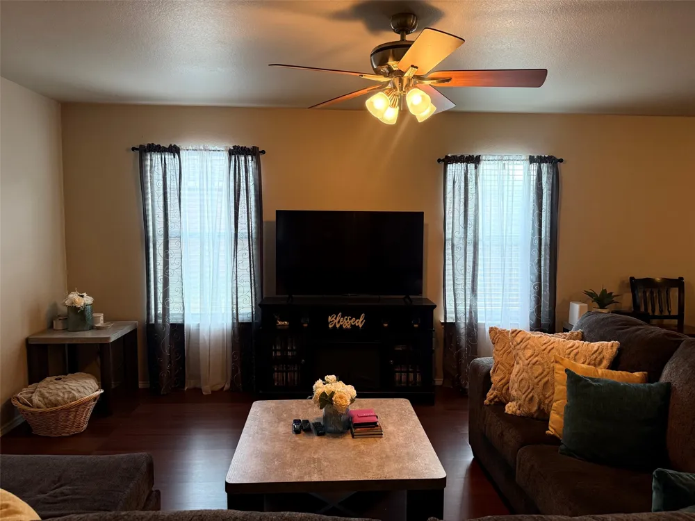1331 Newton Drive Cedar Hill, TX 75104