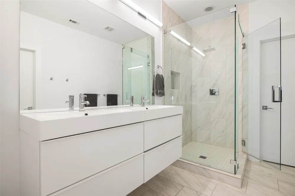 5615 Bryan Parkway #D Dallas, TX 75206