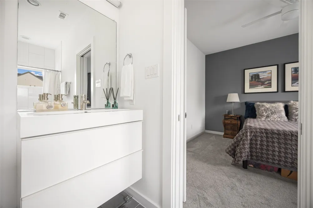 5615 Bryan Parkway #D Dallas, TX 75206