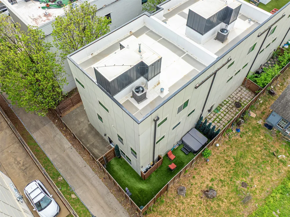 5615 Bryan Parkway #D Dallas, TX 75206