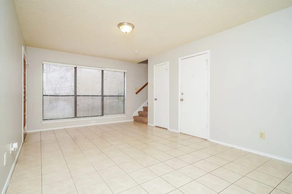 1323 Jasmine Drive Lewisville, TX 75077