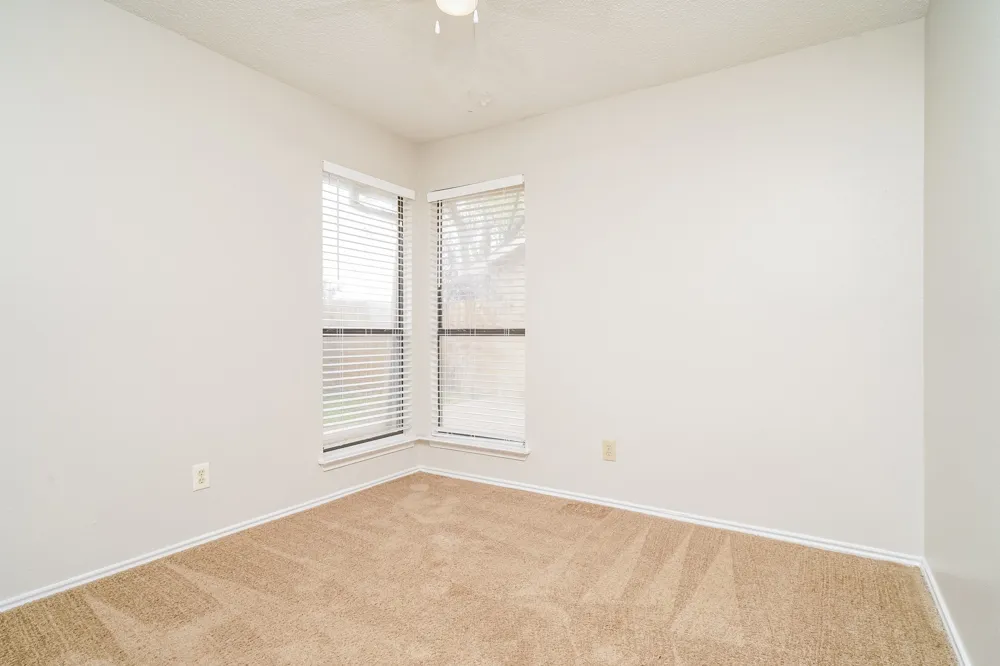 1323 Jasmine Drive Lewisville, TX 75077