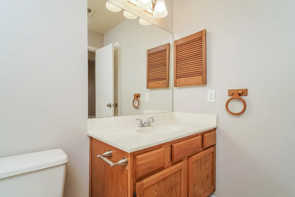 1323 Jasmine Drive Lewisville, TX 75077