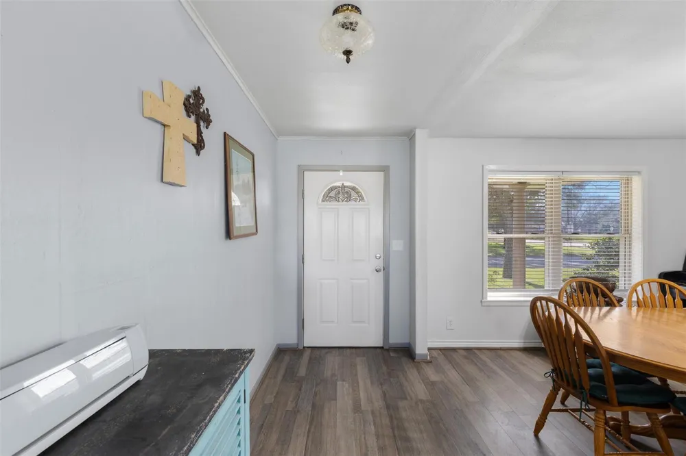 727 Partridge Lane Eagle Lake, TX 77434