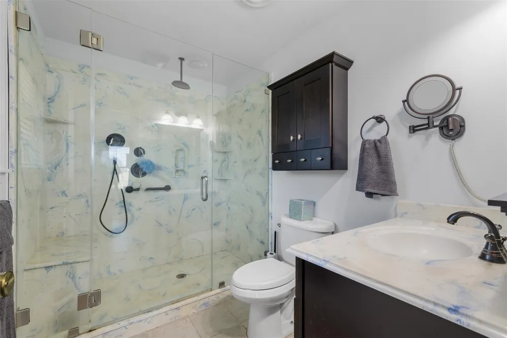 727 Partridge Lane Eagle Lake, TX 77434