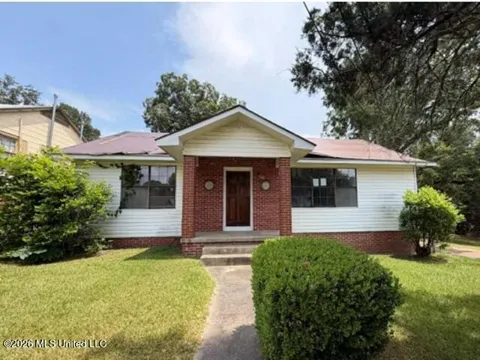 109 Gayosa Avenue