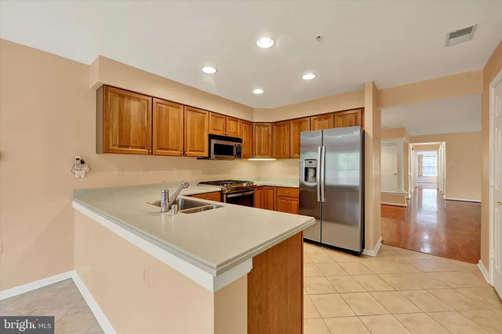 12030 TRALEE ROAD #305 Timonium, MD 21093